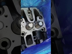 シリンダーヘッドアシー 04297593